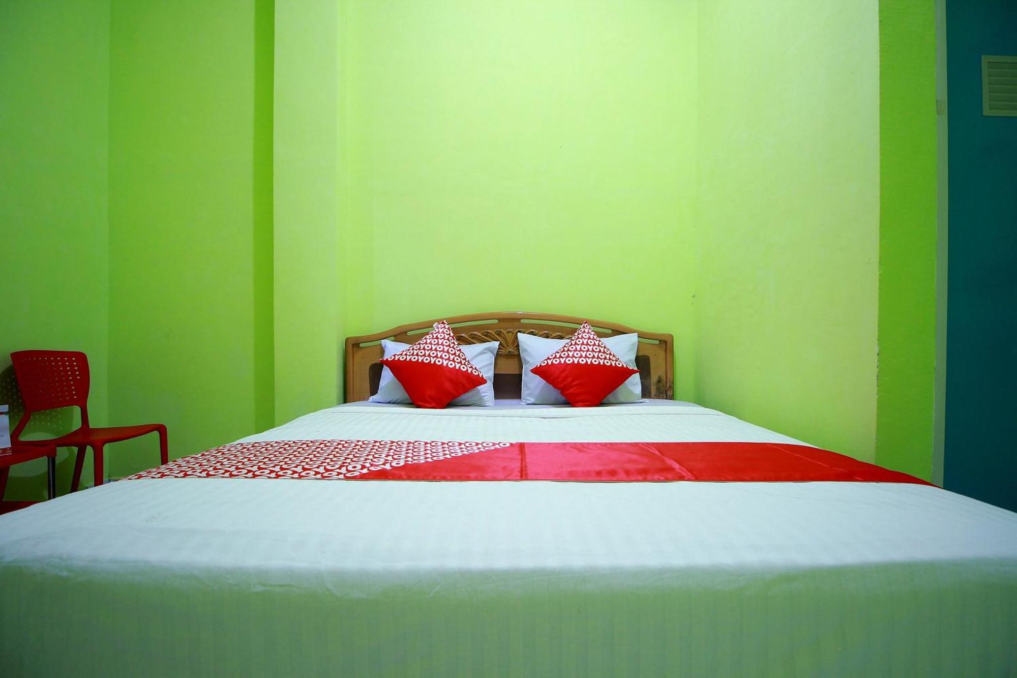 Oyo 2585 Sherren Guest House Lubuklinggau Luaran gambar